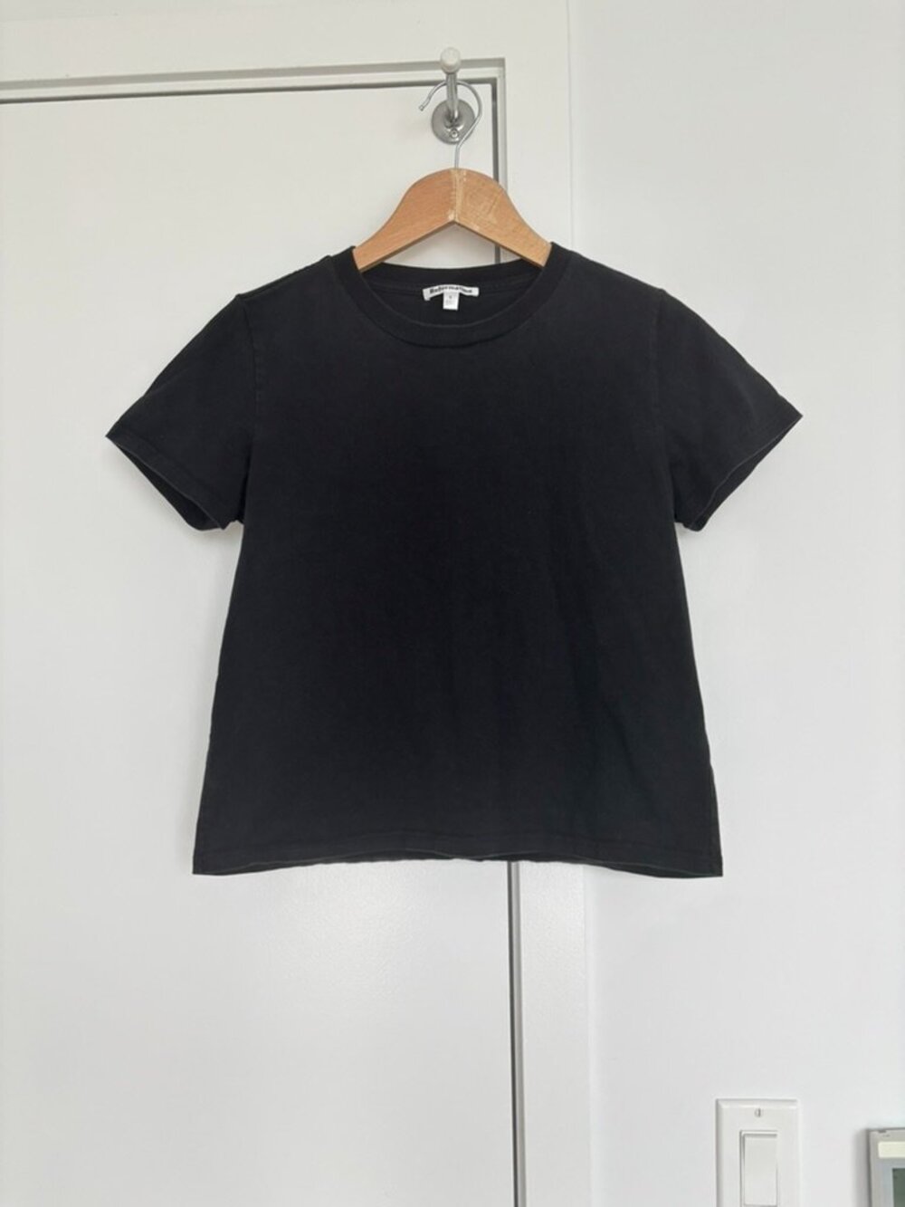 Reformation Classic Crew Tee | Size S | Black | 100% Organic Cotton